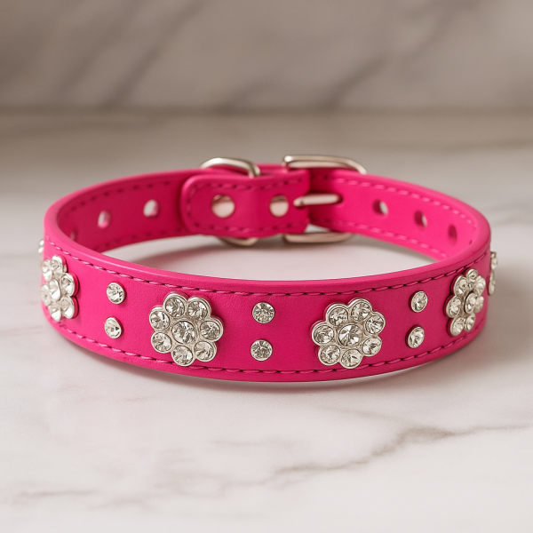 Flower Patterned Collar with Silver Buckle - Image 4
