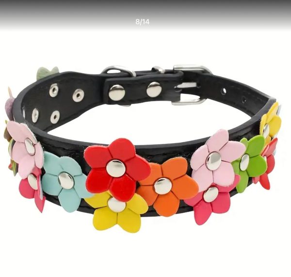 Leather look collar with multicoloured flowers - Image 2